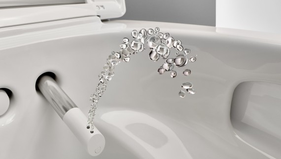 Geberit AquaClean tuš WC s tehnologijo WhirlSpray