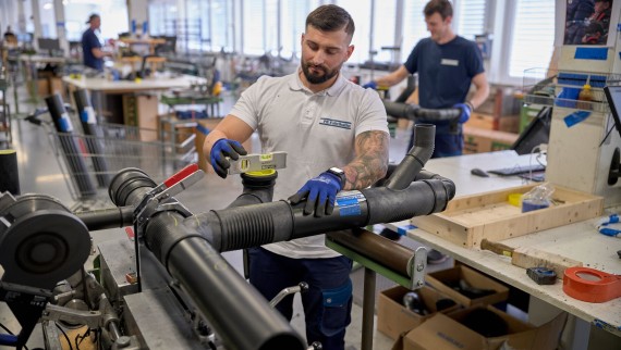 Predizdelava zvočno izoliranega drenažnega sistema z Geberit Silent-db20 Predizdelava zvočno izoliranega drenažnega sistema z Geberit Silent-db20