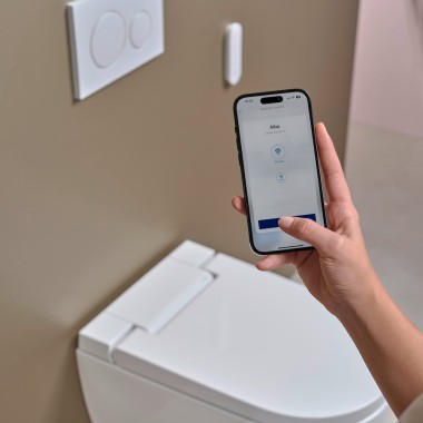 Geberit AquaClean z aplikacijo Geberit Home Geberit AquaClean z aplikacijo Geberit Home
