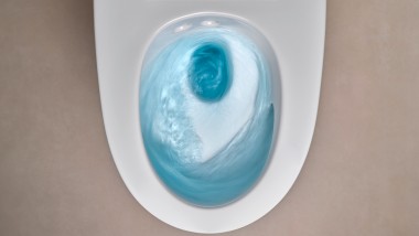 Geberit AquaClean Mera keramika WC brez roba s tehnologijo TurboFlush Geberit AquaClean Mera keramika WC brez roba s tehnologijo TurboFlush