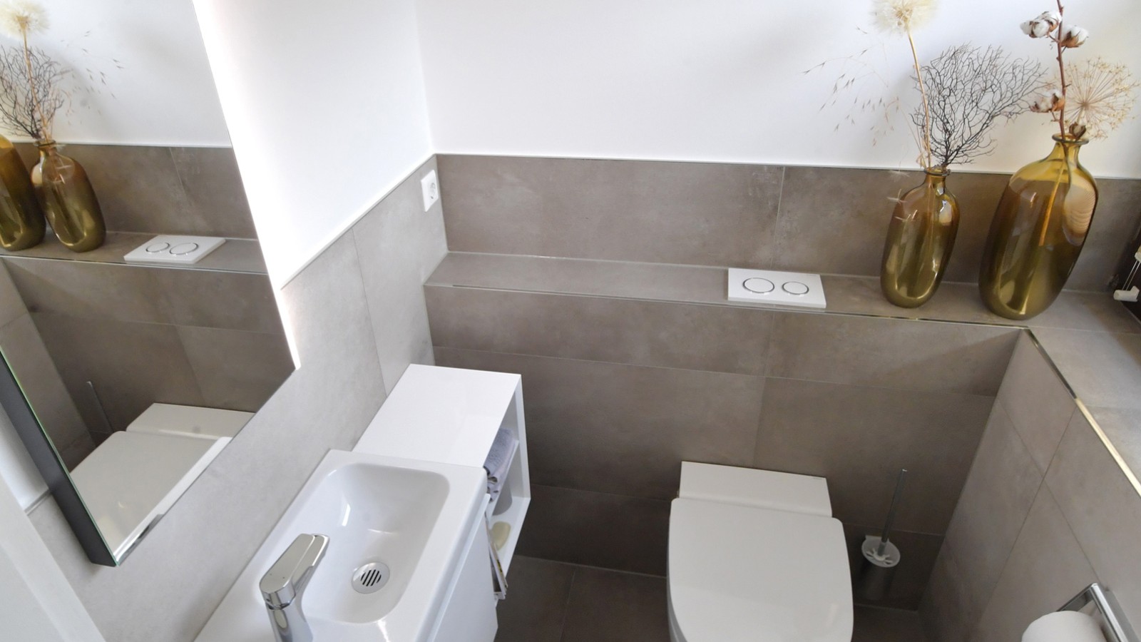 Kopalnica za goste po prenovi