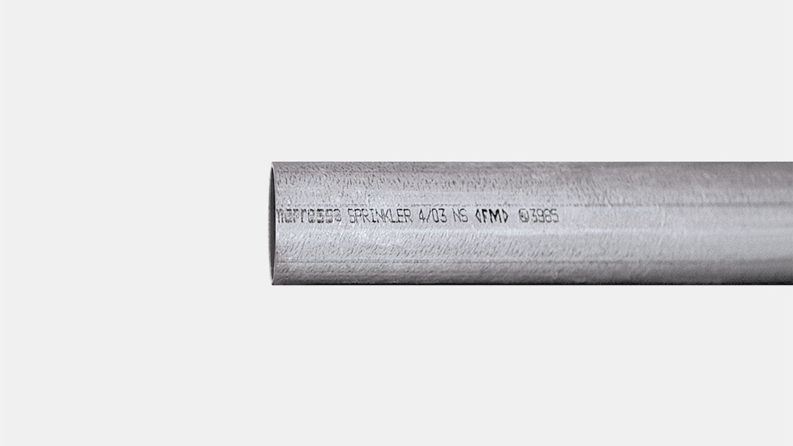 Znotraj in zunaj pocinkana sistemska cev iz Geberit Mapress ogljikovega jekla Znotraj in zunaj pocinkana sistemska cev iz Geberit Mapress ogljikovega jekla