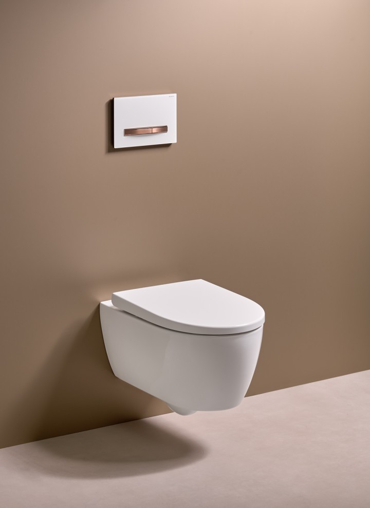 Geberit aktivirna tipka, ki se uporablja za aktiviranje splakovanja WC školjke