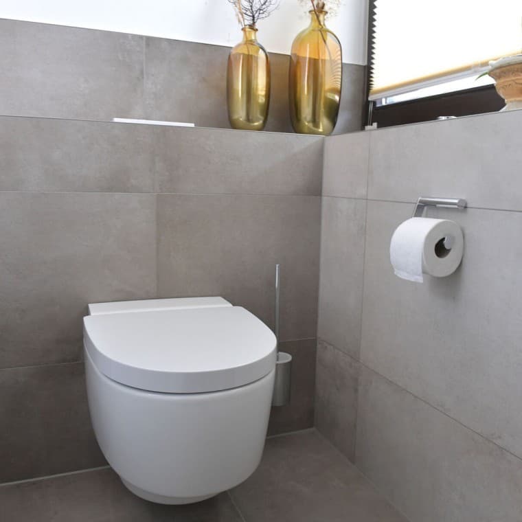 Geberit AquaClean Mera Classic tuš WC Geberit AquaClean Mera Classic tuš WC