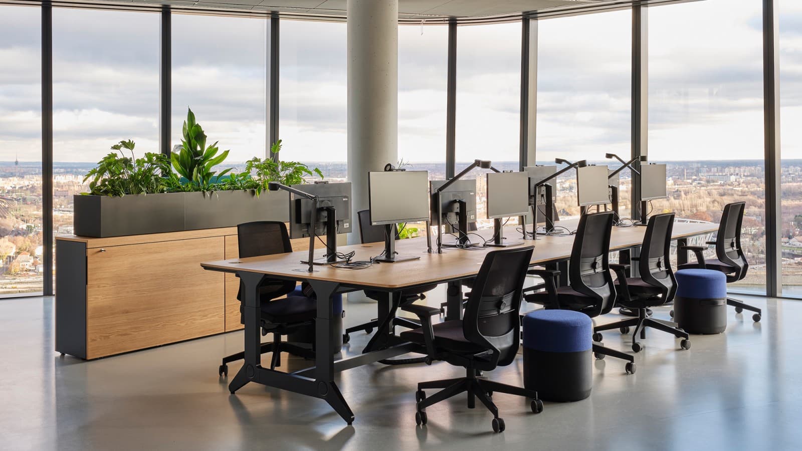 Na novem sedežu Skupine MOL je 2500 delovnih mest (© Skupina MOL) Na novem sedežu Skupine MOL je 2500 delovnih mest (© Skupina MOL)