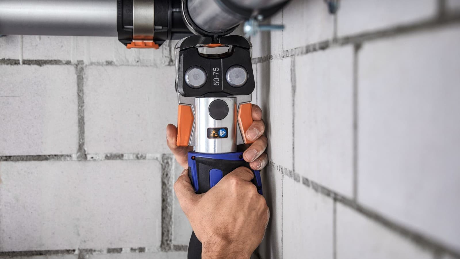 Namestitev v tesnih gradbenih situacijah Namestitev v tesnih gradbenih situacijah