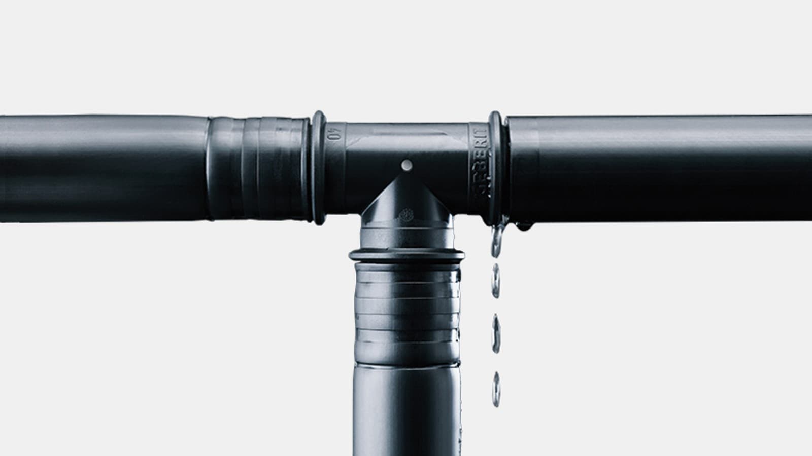 Nepritisnjeni fitingi Geberit Mepla so enostavno prepoznavni med preizkusom tlaka Nepritisnjeni fitingi Geberit Mepla so enostavno prepoznavni med preizkusom tlaka